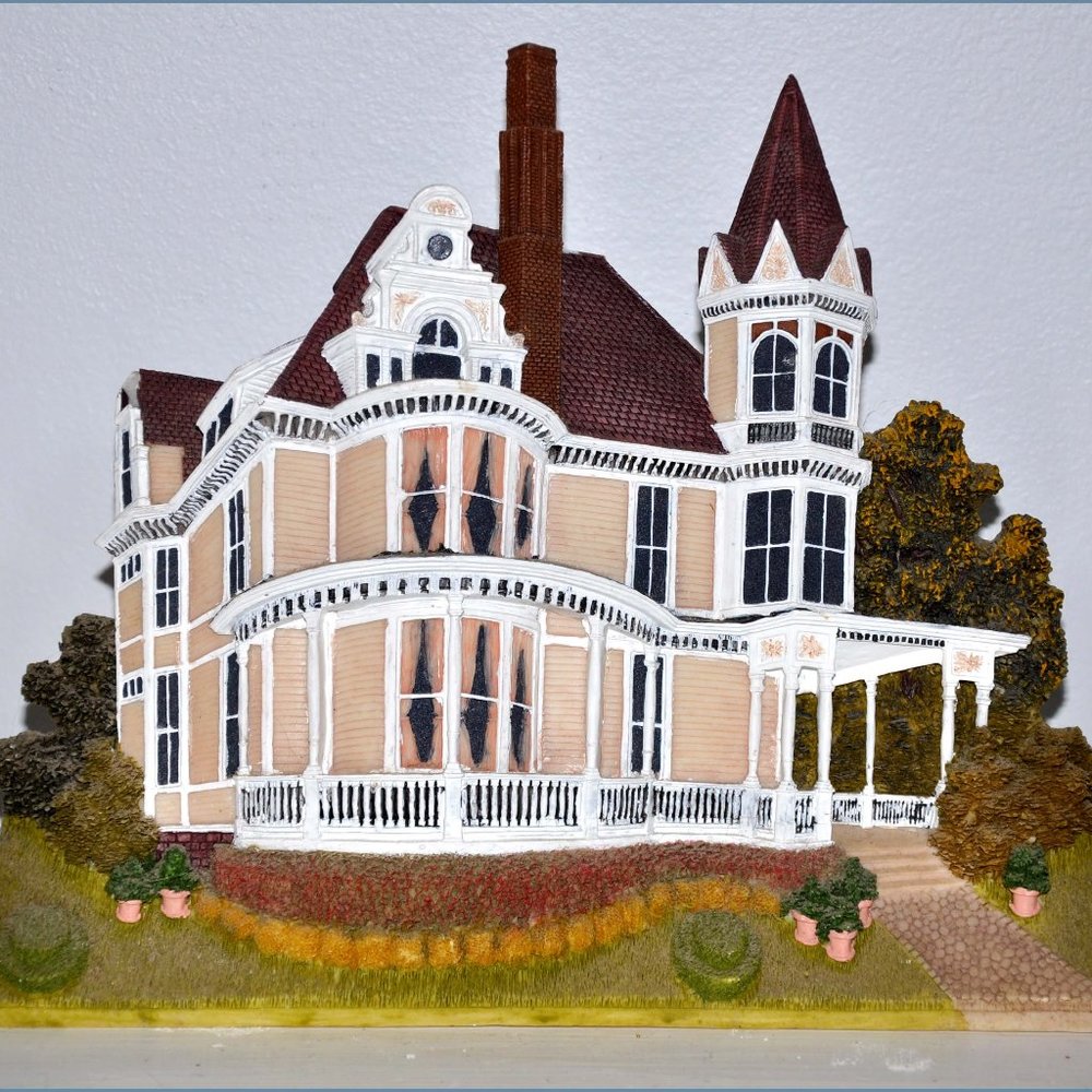 Victorian Queen Anne Style Mansion Wall Hanging Pale Peach With White Trim